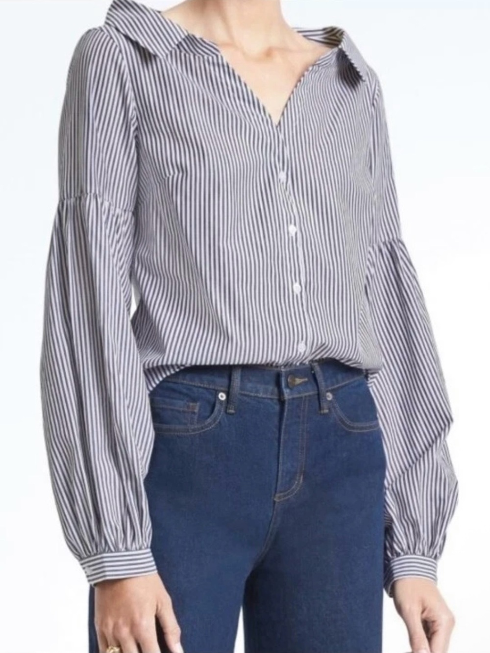 Banana Republic off-the-shoulder striped long-sleeve button-down shirt Size L